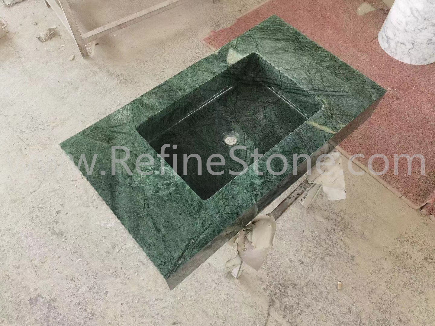 Dark green wash basin